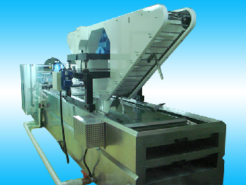 全自動水轉(zhuǎn)印機(jī)更上層樓 通亞印刷前景無限