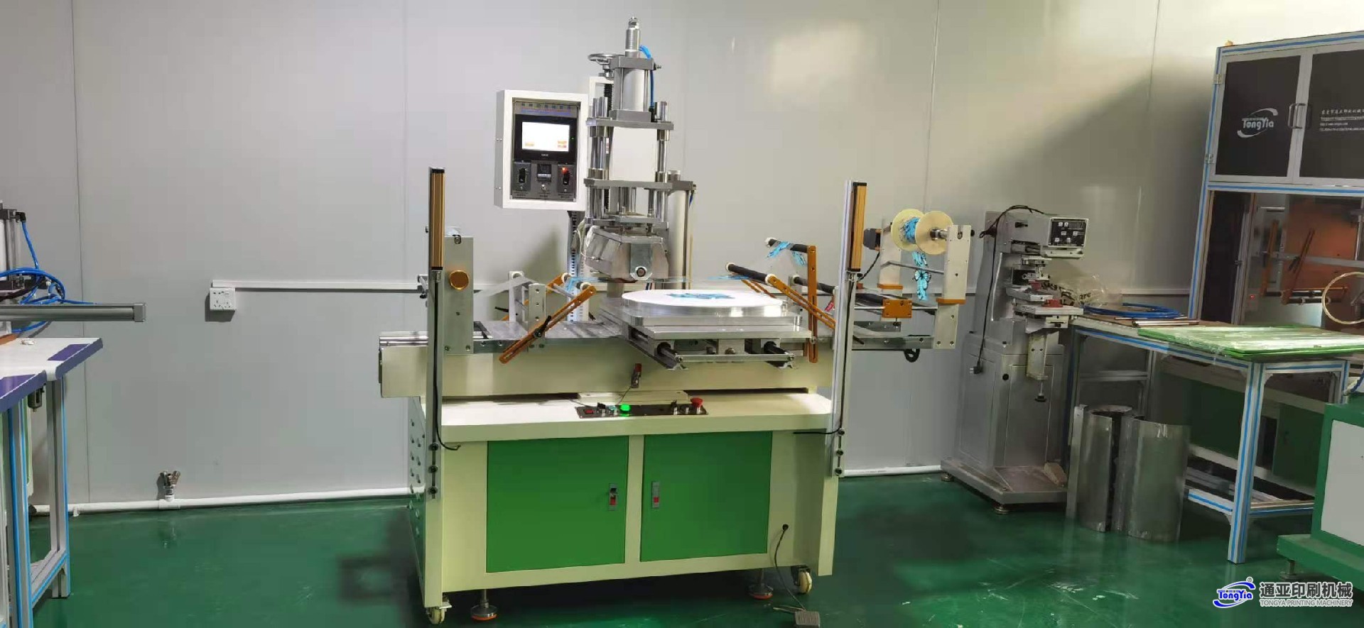 TYH-WS300MC-6P氣動(dòng)跑臺(tái)式平面熱轉(zhuǎn)印機(jī) 技術(shù)參數(shù)