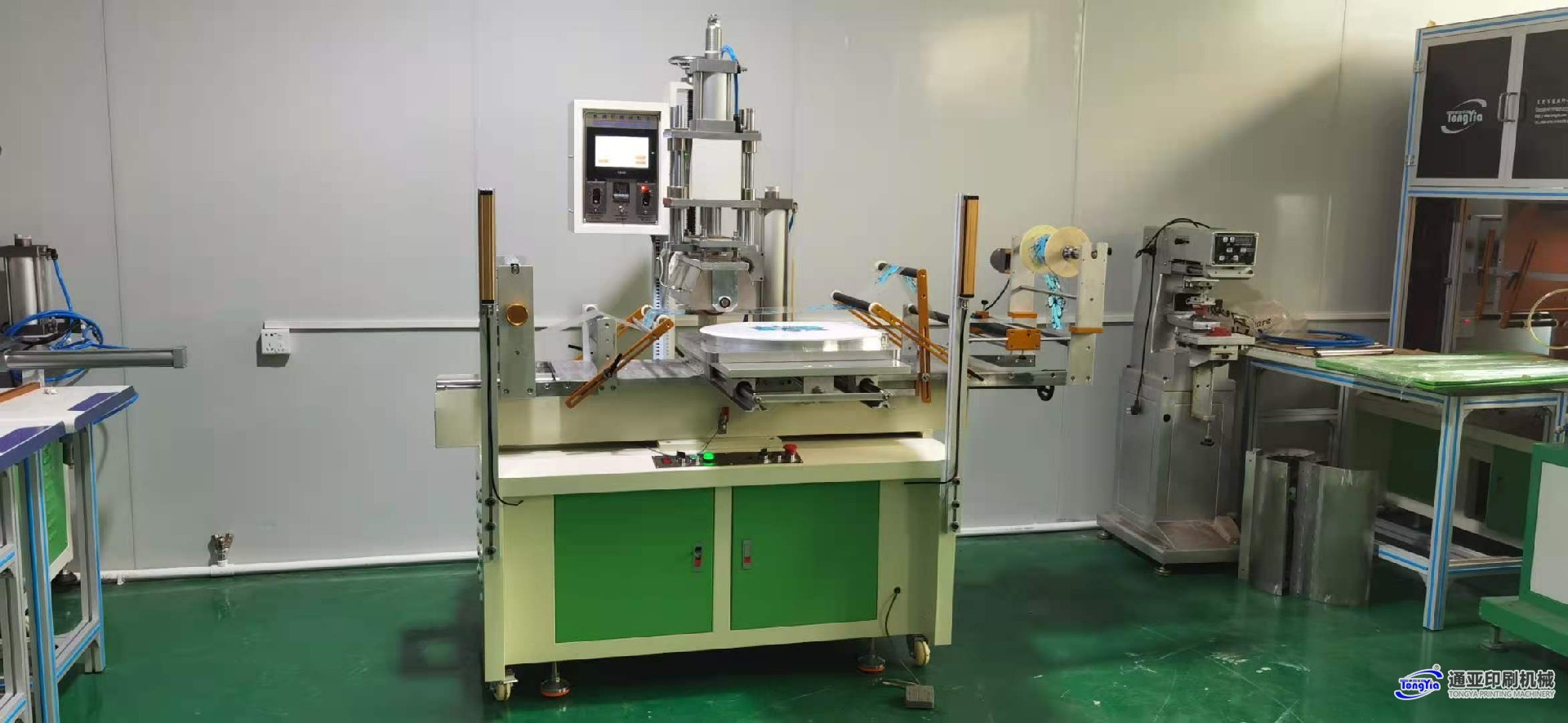 TYH-WS300MC-6P氣動(dòng)跑臺(tái)式平面熱轉(zhuǎn)印機(jī) 技術(shù)參數(shù)